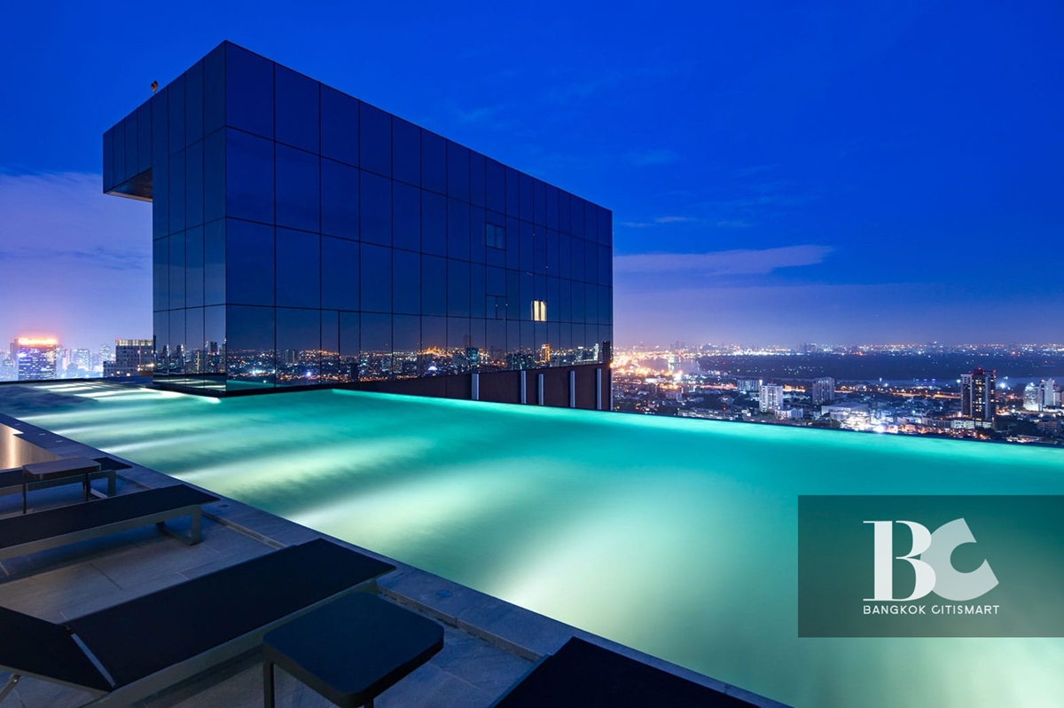 สระว่ายน้ำ โครงการ ไนท์บริดจ์ ไพร์ม สาทร (Knightsbridge Prime Sathorn)