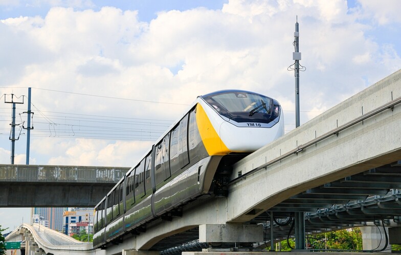 รถไฟฟ้าสายสีเหลือง วิ่งผ่านทำเลกรุงเทพกรีฑา