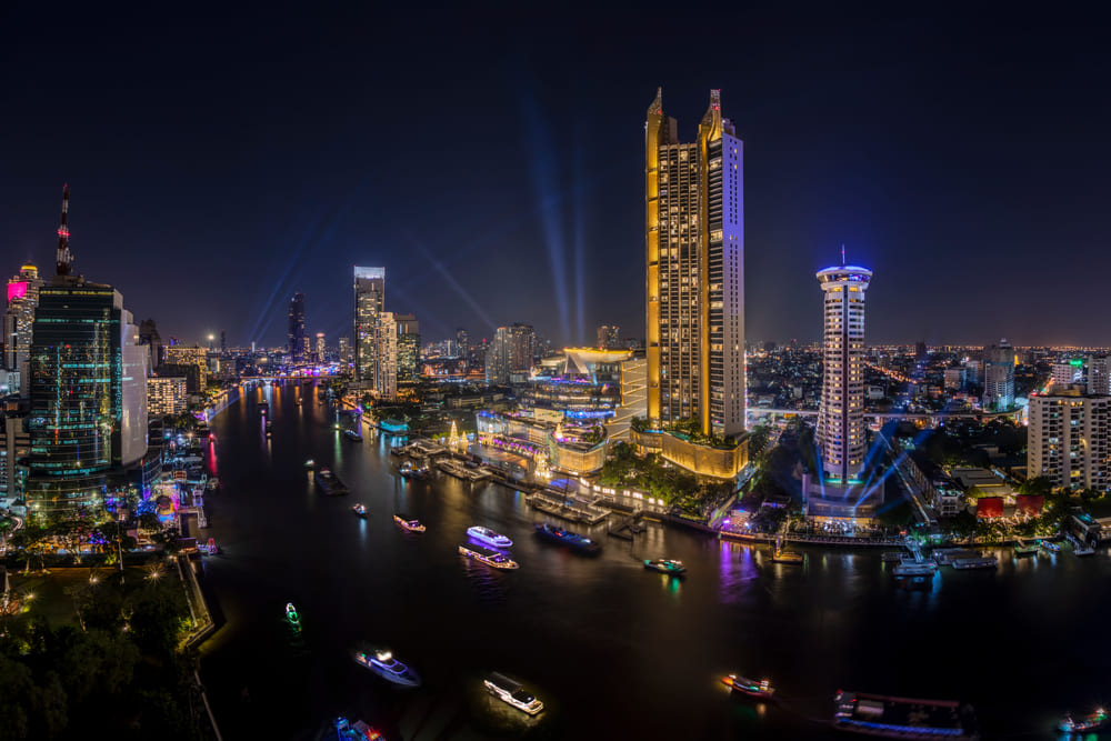 ไอคอนสยาม สิ่งอำนวยความสะดวกใกล้คอนโดเจริญนคร