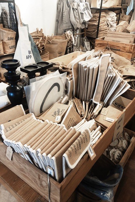 Ekkamai-shop_190807_0013.jpg