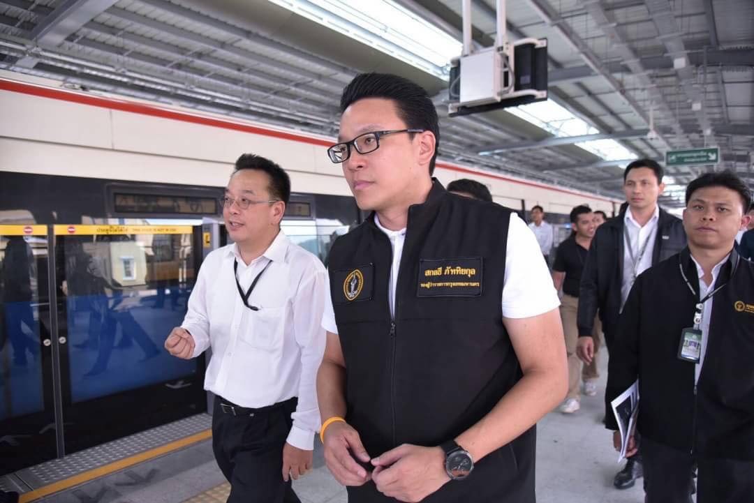 รถไฟฟ้าสายสีเขียว-3.jpg