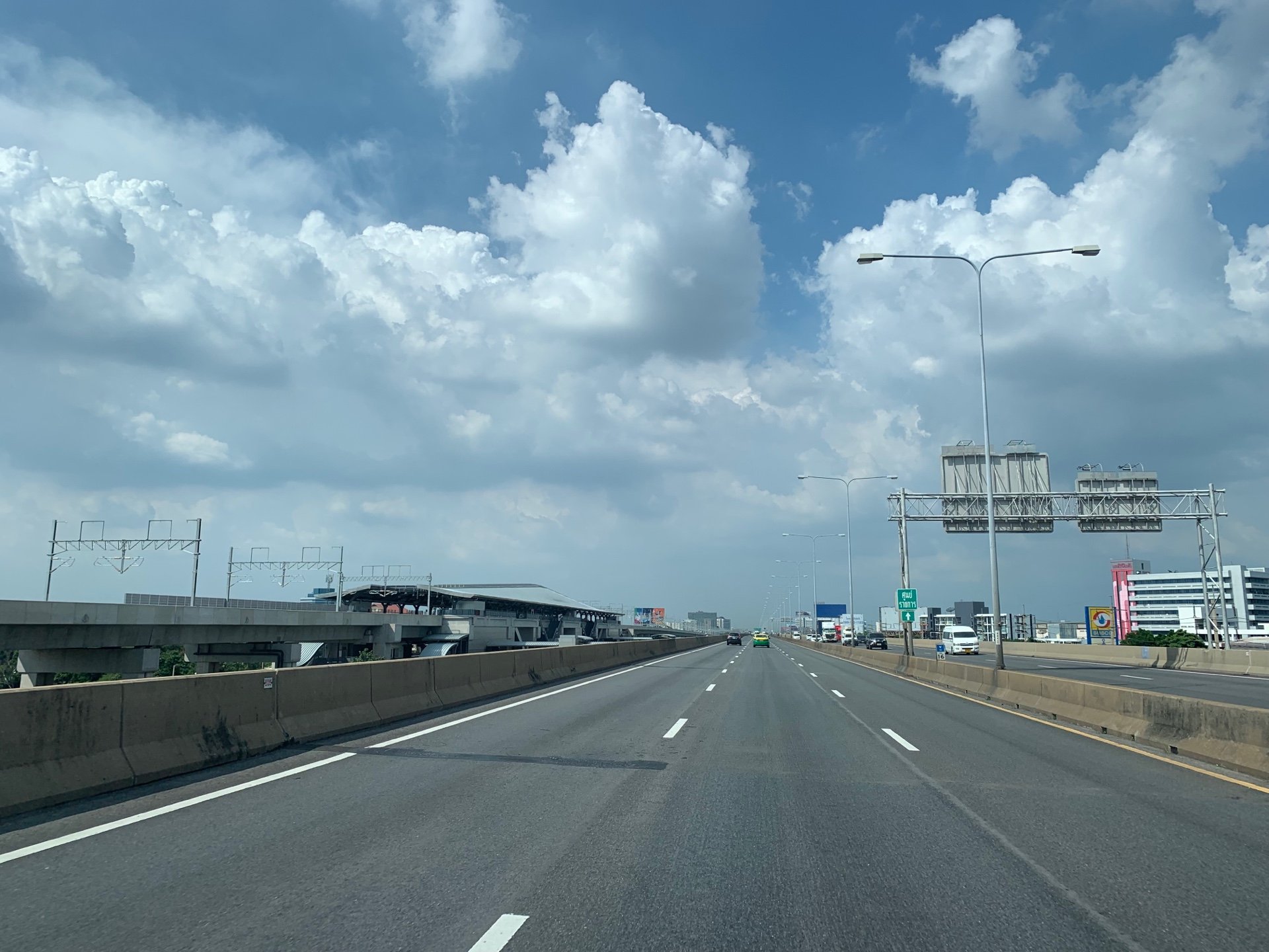 โทลล์เวย์-3.jpg