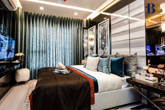 ห้องนอนคอนโด Life Sukhumvit 62 (ไลฟ์ สุขุมวิท 62) Master Bedroom.jpg