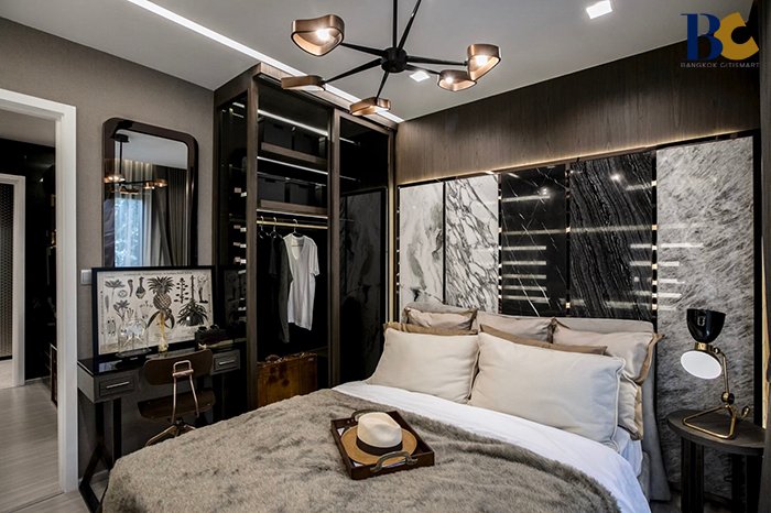 ห้องนอนคอนโด Life Sukhumvit 62 (ไลฟ์ สุขุมวิท 62).jpg