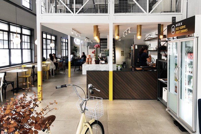 Rama9-cafes_190805_0003.jpg