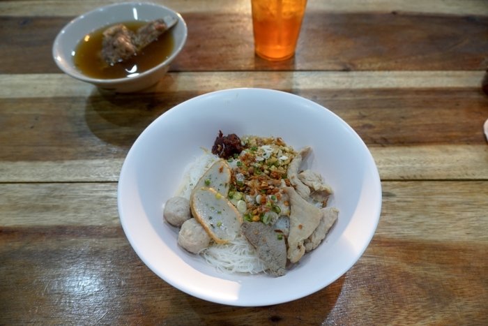 Bangchak-ก๋วยเตี๋ยวบ้าน-9---หมี่แห้งต้มยำ.jpg
