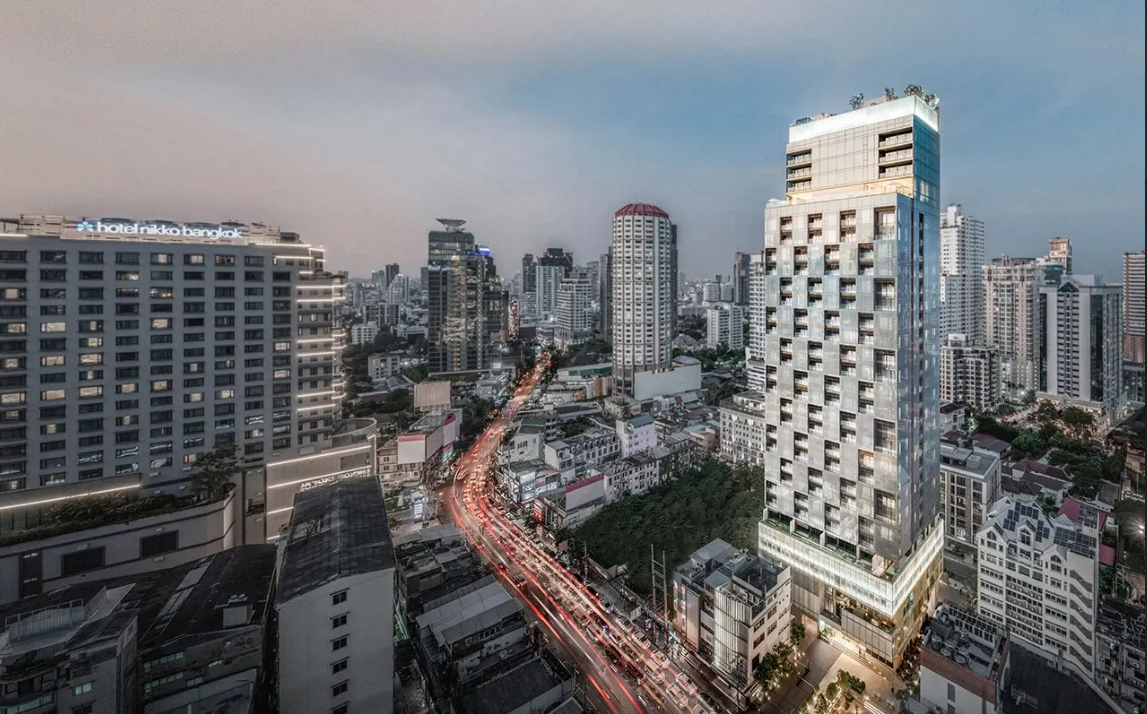 The-Strand-Thonglor.png