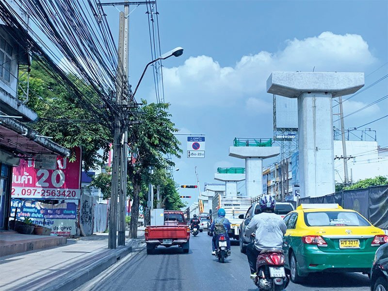 รถไฟฟ้าสายสีเหลือง-3.jpg