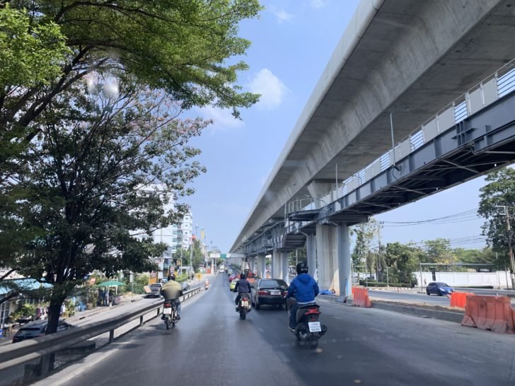 บีทีเอสสายสีเขียว.jpg